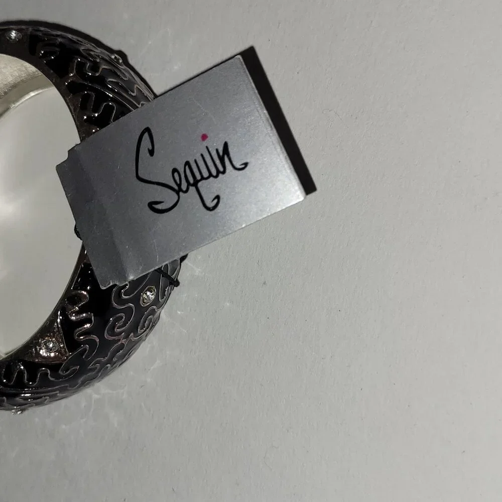 3 Bangle Bangles Sequin Saks 5th Ave Black Green White Bracelet - Picture 4 of 10